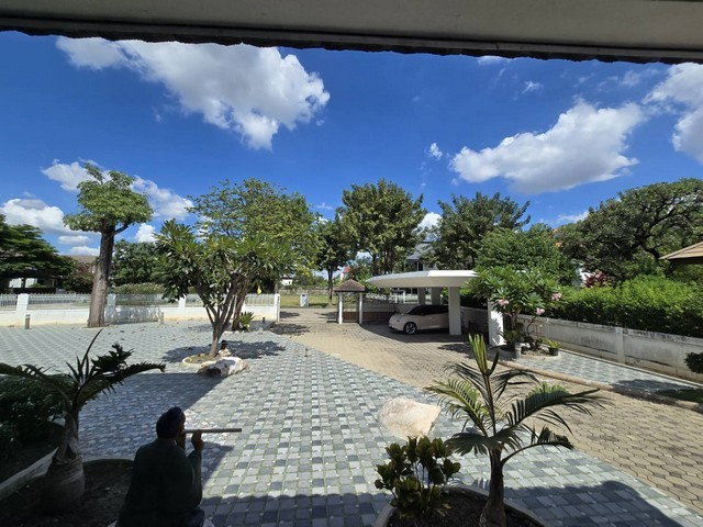 รูป ขายบ้านเดี่ยวหรู โครงการคฤหาสน์ทายาท ใกล้เมืองทองธานี ที่ดิน 393.1 ตร.ว. หลังมุม 5 ห้องนอน 6 ห้องน้ำ พื้นที่ใช้สอย 500 ตร.ม. ราคา 36.5 ล้านบาท - รูปที่ 4/43