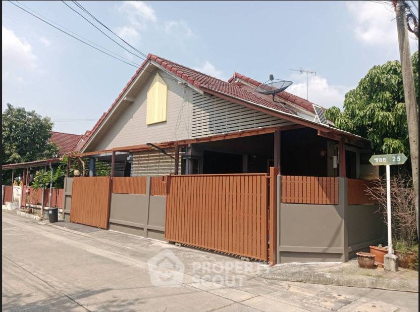 รูป ขายบ้าน 3 ห้องนอน ขนาด 160 ตร.ม. ทำเลแสนแสบ มีนบุรี (ID 3441157) - รูปที่ 1/17