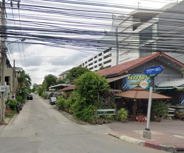 มณเฑียรทอง เพชรเกษม 88/1