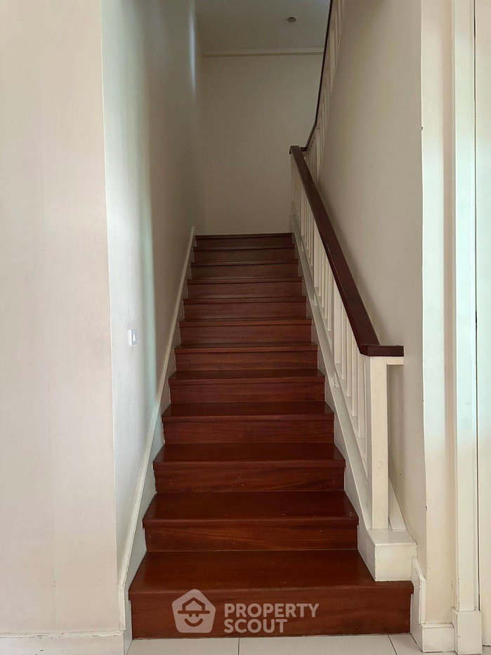 picture 3-BR House near MRT Lat Phrao (ID 3441188) - 14/20