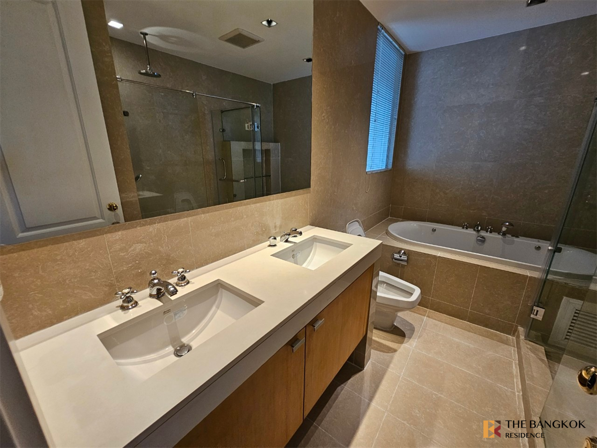 picture Athenee Residence near BTS Phloen Chit - 6/9