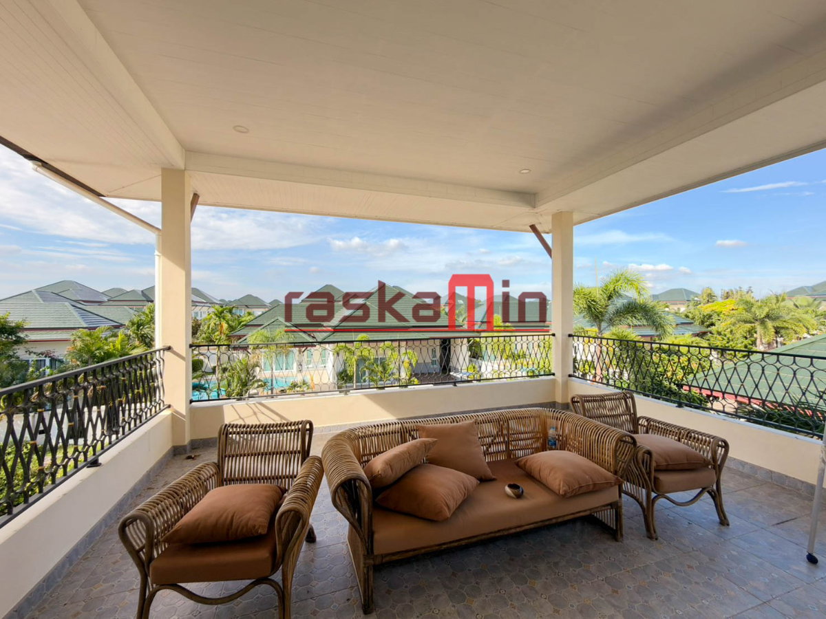รูป Baan Dusit Pattaya Hill บ้านขาย 4 ห้องนอน พร้อมสระว่ายน้ำส่วนตัว - รูปที่ 21/36