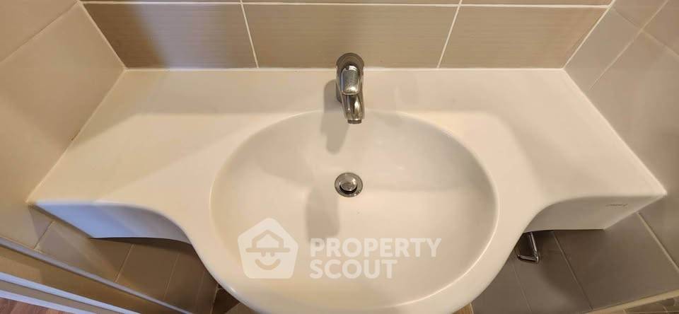 picture 1-BR Condo at Lumpini Place Rama 9–Ratchada near MRT Phra Ram 9 (ID 3438309) - 20/34