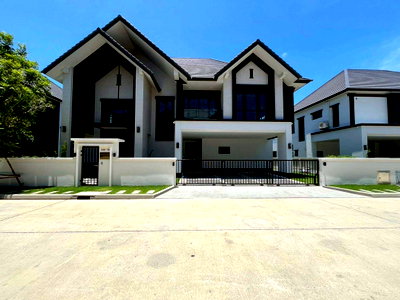 บ้านเดี่ยวให้เช่า : ให้ เช่า บ้านเดี่ยว The City bangna 2 ติดทางด่วนกาญจนาภิเษก ใกล้ เมกาบางนา 105 ตรว 2 ชั้น