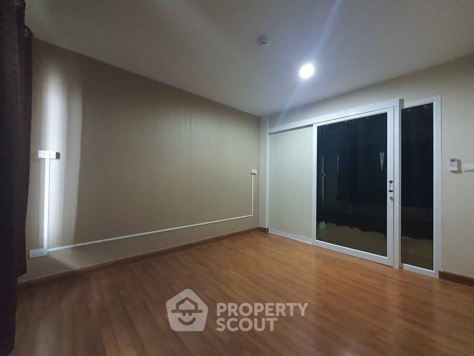 รูป ใกล้ MRT กระทรวงสาธารณสุข 100 ม. คอนโด 1 ห้องนอน Regent Home 25 Tiwanon (ID 3441624) - รูปที่ 2/17