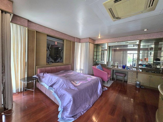 รูป ขายบ้านเดี่ยวหรู โครงการคฤหาสน์ทายาท ใกล้เมืองทองธานี ที่ดิน 393.1 ตร.ว. หลังมุม 5 ห้องนอน 6 ห้องน้ำ พื้นที่ใช้สอย 500 ตร.ม. ราคา 36.5 ล้านบาท - รูปที่ 19/43