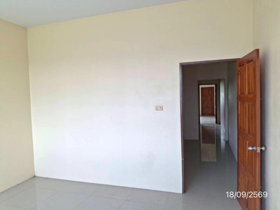 picture SHOP HOUSE 235 Sq.w. Sri Nakarin Phatthalung for 4M - 33/43