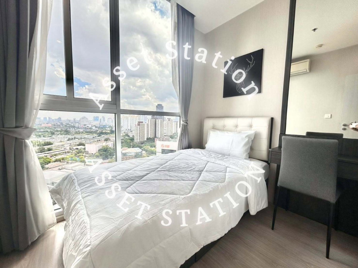 picture ð
Noble Revolve Ratchada, located near the Asok BTS station and Esplanade Ratchada - 1/12