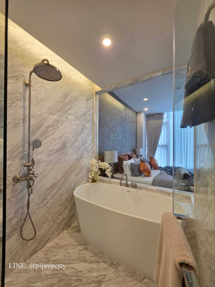 picture Exclusive Luxury Living at The Residences 38 - Brand New & Ready for Occupancy - 15/33