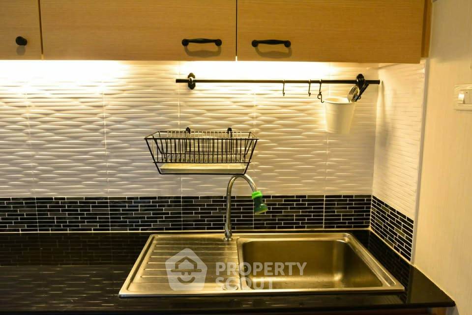 picture 1-BR Condo at The Wing Place Condominium in Suthep (ID 3437589) - 7/17