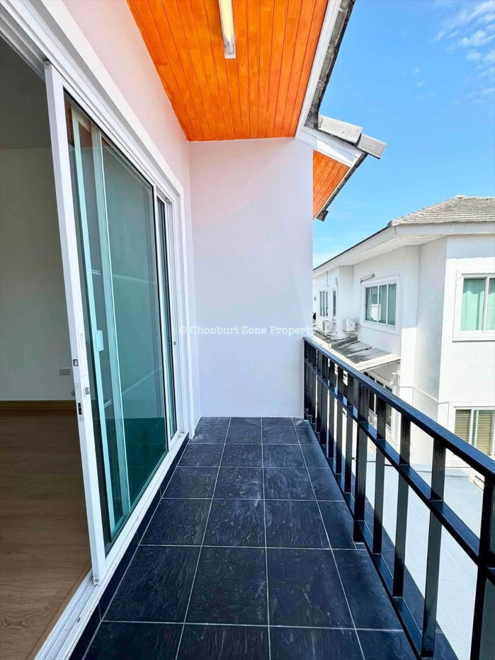 รูป ขายบ้านเดี่ยว 4 ห้องนอน ม.คริสตัลพลัส (Crystal Plus ) หนองยายบู่ ศรีราชา - รูปที่ 3/35