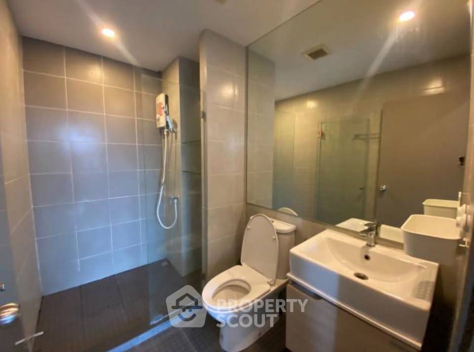 picture Great Value 2-BR Condo At Ideo O2 Near BTS Bang Na (ID 3437768) - 5/11