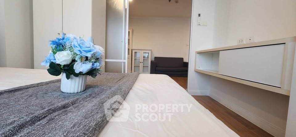 picture 1-BR Condo at Lumpini Place Rama 9–Ratchada near MRT Phra Ram 9 (ID 3438309) - 3/34