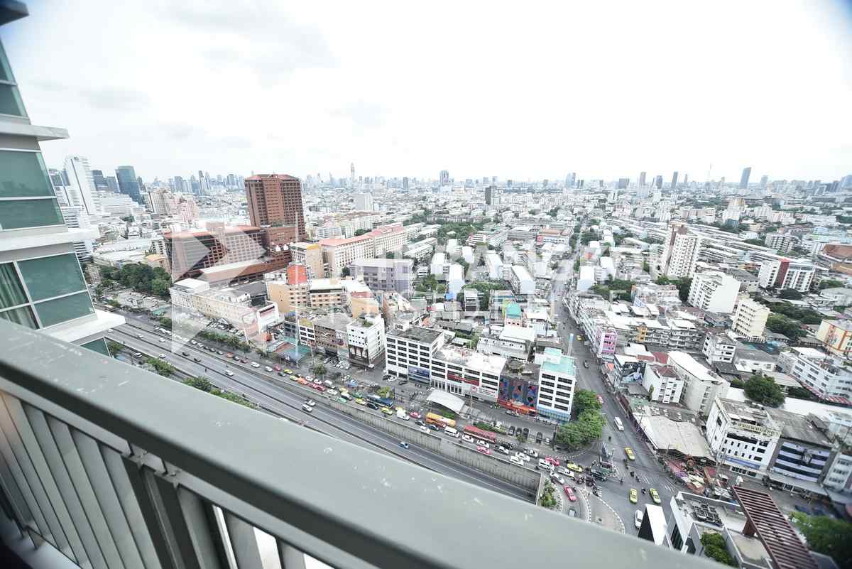 picture Hurry to book!! Limited quantity RHYTHM Ratchada-Huaikhwang near MRT Huai Khwang Station - 4/9