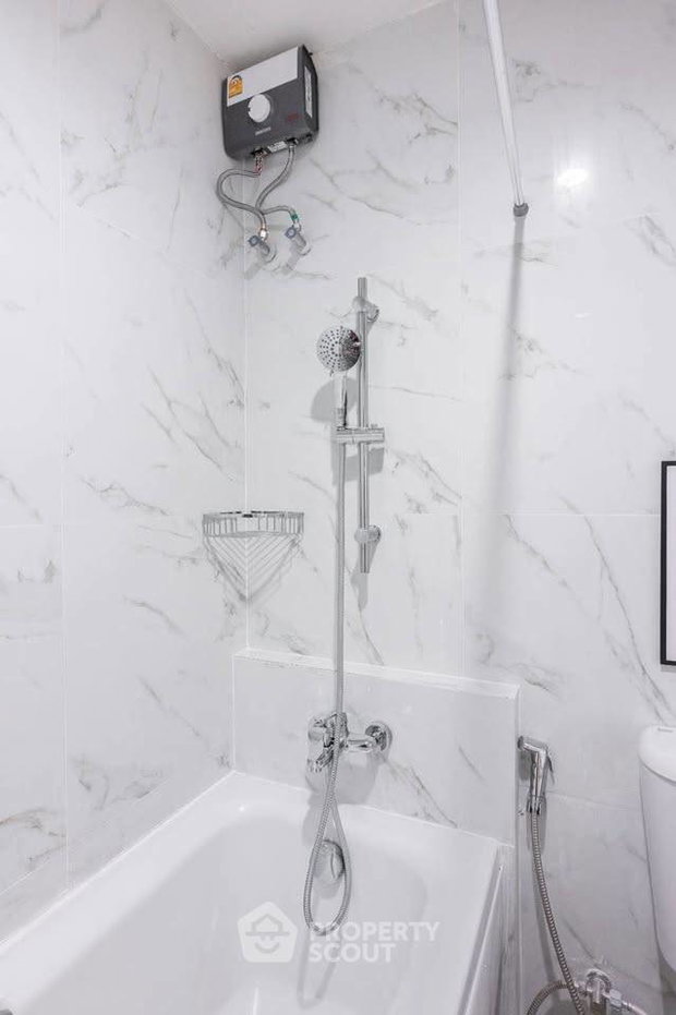 picture 44th-Floor 1-BR The Waterford Diamond Tower Sukhumvit Near BTS Phrom Phong (ID 3444602) - 17/23