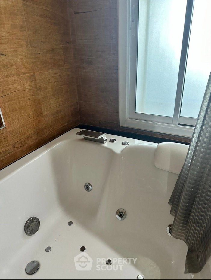 picture 2-BR 110 Sqm At Musselana Condominium, Pattaya (ID 1995322) - 7/11