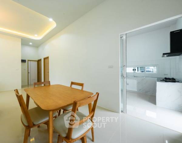 รูป บ้าน 3-ห้องนอน ใน ตลาดขวัญ (ID 3439616) - รูปที่ 5/10