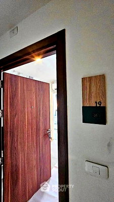 Condos for rent : 1-BR Condo at The Base Chaengwattana in Khlong Kluea (ID 3442831)
