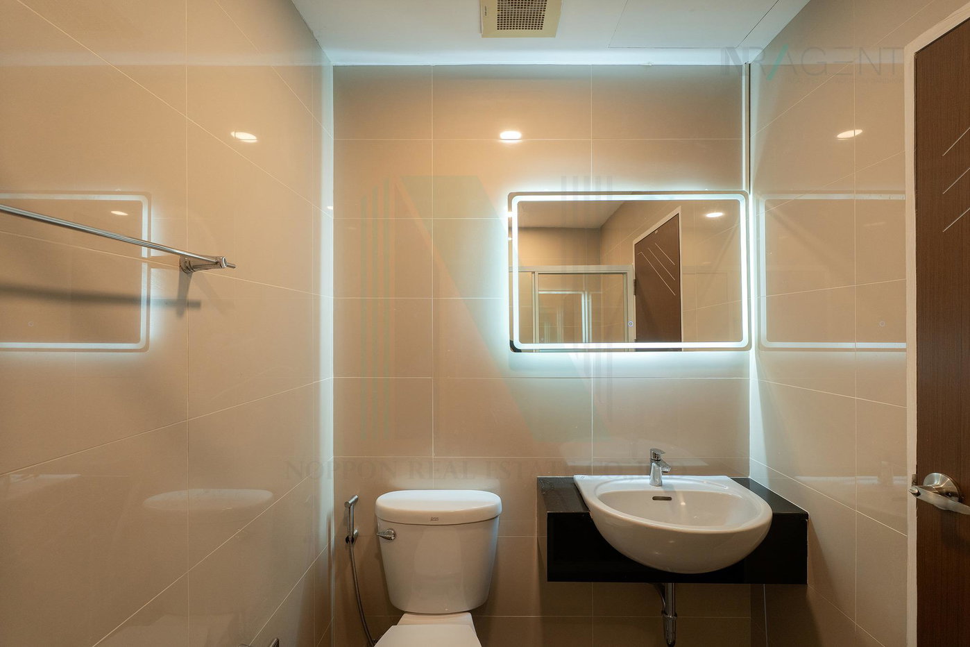 รูป ขายคอนโด แอร์ลิงค์ เรสซิเดนซ์ อาคาร 3 ชั้น 2 1 ห้องนอน ขนาด 29 ตรม ใกล้ โรงเรียนสารสาสน์วิเทศร่มเกล้า - รูปที่ 8/8