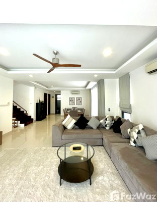 Houses for rent Blue Tree Phuket : 5 Bedroom Villa for sale at Laguna Parkside 1851402