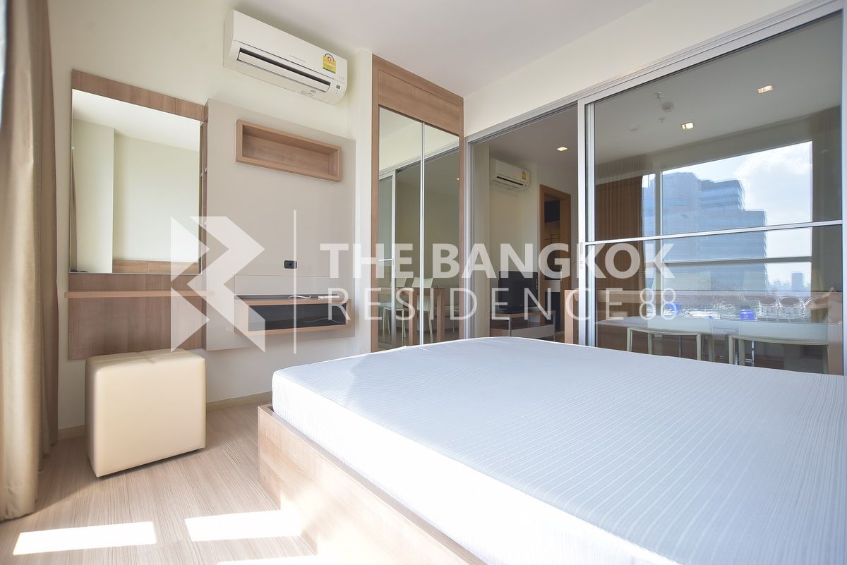 picture RHYTHM Ratchada-Huaikhwang Convenient Travel, Great Value per Square Meter near MRT Huai Khwang Station - 8/10