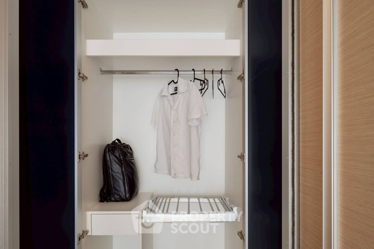 picture 2-BR Condo At LIV @ 49 In Phrom Phong Near BTS Thong Lor (ID 900604) - 22/36