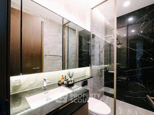 รูป ห่าง BTS ทองหล่อ 90 เมตร | 3 ห้องนอน The Esse Sukhumvit 36 (ID 1428619) - รูปที่ 10/15
