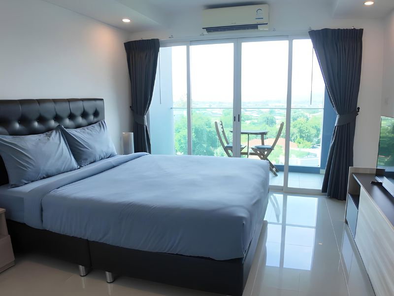 picture Studio Fully Furnished Condo in Bang Saray - 2/6