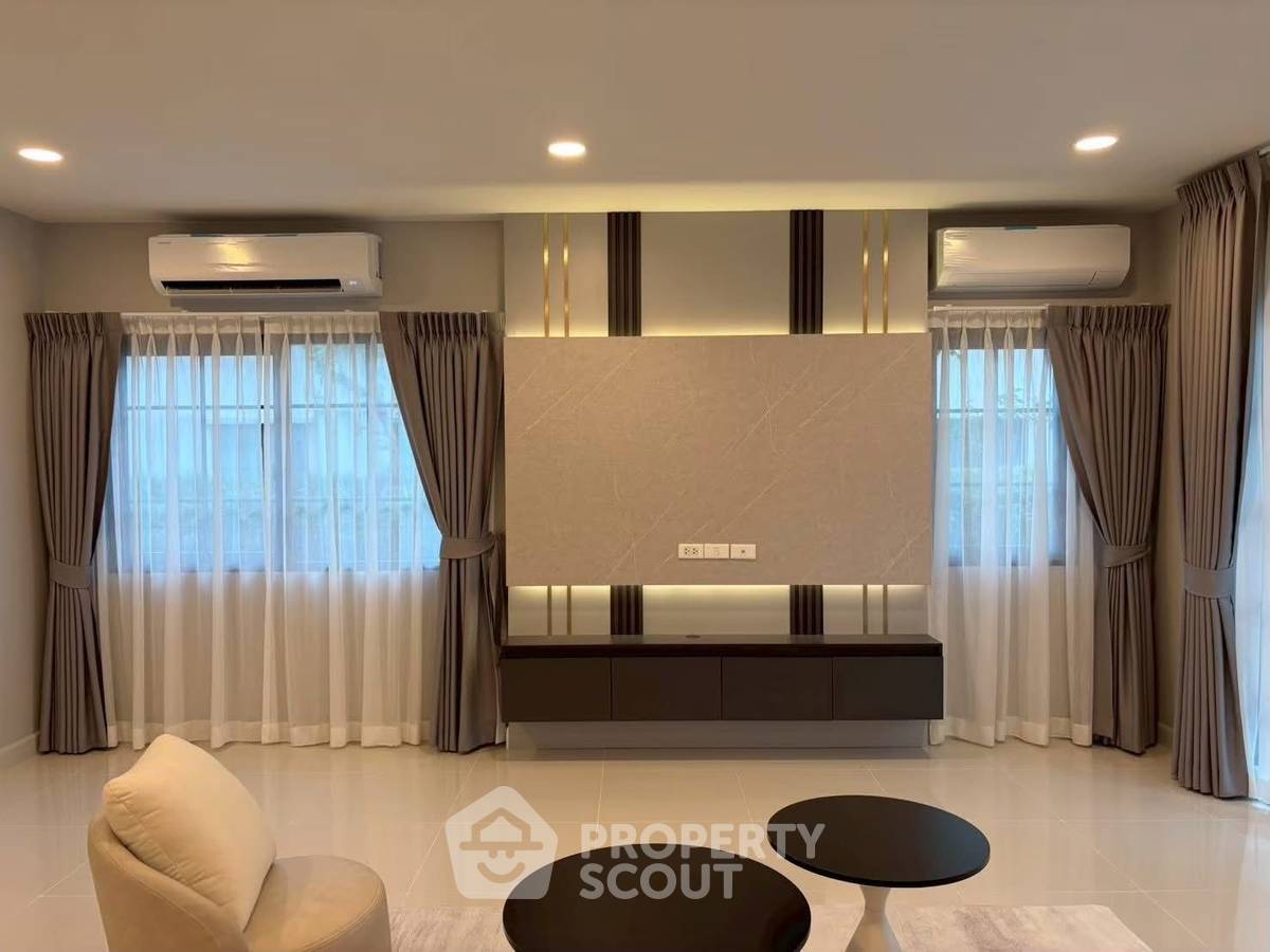 รูป บ้าน 4-ห้องนอน ที่ เซนโทร บางนา ใน บางแก้ว (ID 3443990) - รูปที่ 3/16