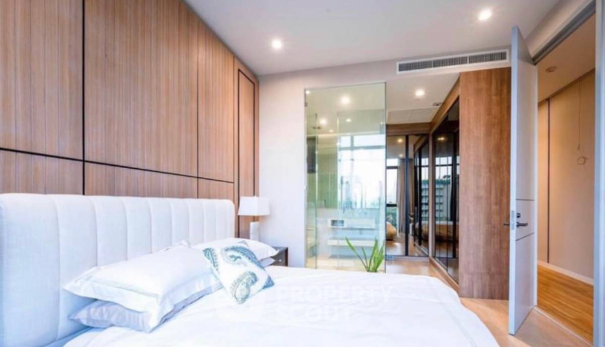 picture 3-BR Condo at Vittorio Sukhumvit 39 near BTS Phrom Phong (ID 2229659) - 2/10
