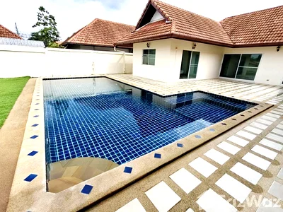 Houses for rent Chonburi : 4 Bedroom Villa for rent in Nong Prue, Chon Buri  6884690