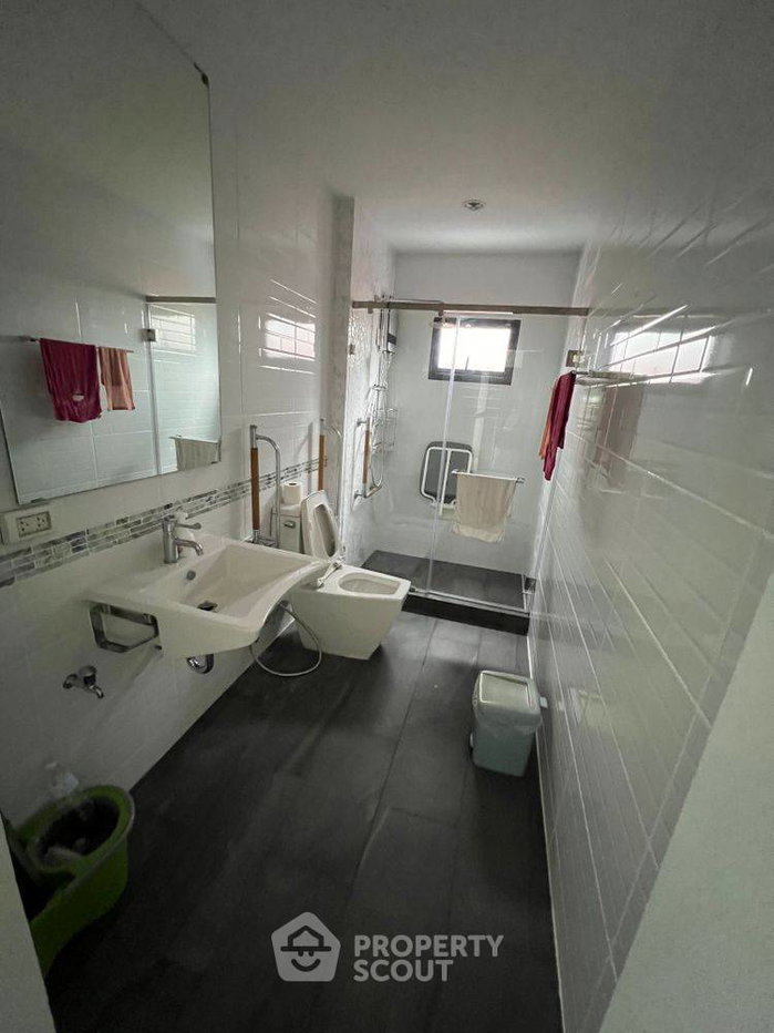 รูป บ้าน 4 ห้องนอน โครงการ H Cape Serene บางนา-สุขาภิบาล 2 ประเวศ (ID 3446601) - รูปที่ 13/20