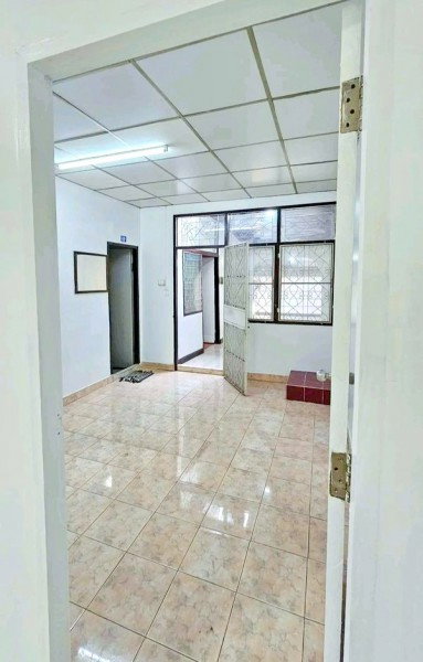 รูป MRTศรีอุดม 860 ม. ประวิทย์และเพื่อน อุดมสุข-สุขุมวิท ทาวน์เฮ้าส์ให้เช่า 2 ชั้น 3นอน 2 น้ำ ใกล้ปิงมาเช่ ปาร์ค อุดมสุข 120 ม 33 ตร.ว. - รูปที่ 8/8
