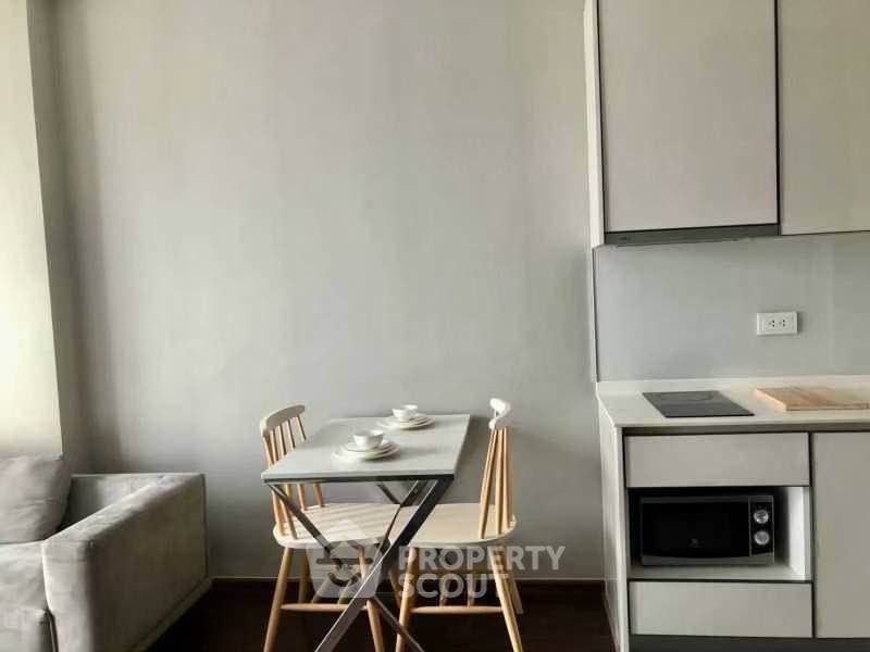 รูป คอนโด 1-ห้องนอน ที่ ซี เอกมัย ใกล้ ARL รามคำแหง (ID 3443167) - รูปที่ 3/10