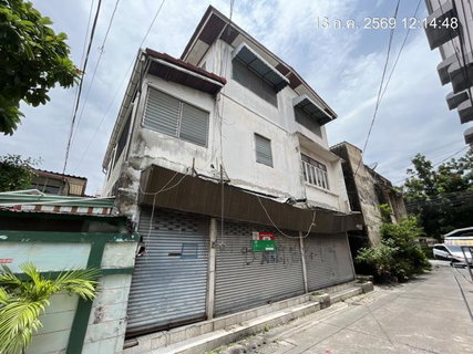 อาคารพาณิชย์ 32 ตร.วา เขตบางซื่อ กรุงเทพมหานคร 5.8M