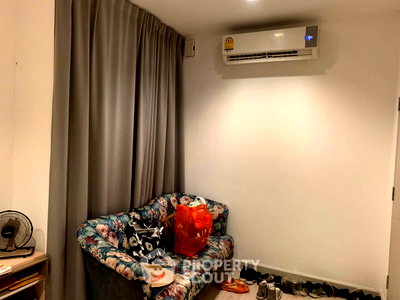 Condos for sale : 23rd-Floor 1-BR Condo At Ideo Mobi Sathorn Near BTS Krung Thon Buri (ID 211810)