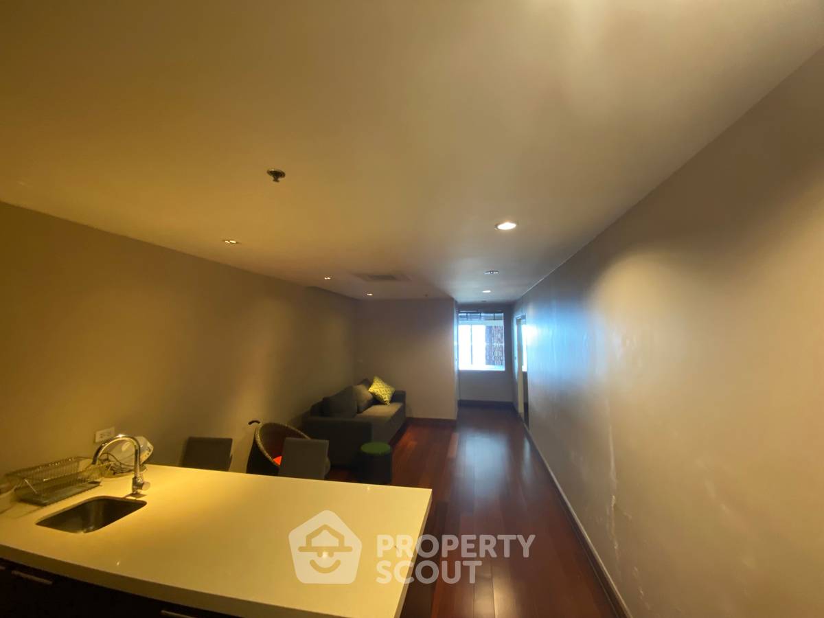 รูป คอนโด 1 ห้องนอน ชั้น 19 ขาย State Tower Condominium ใกล้ BTS สะพานตากสิน (ID 479953) - รูปที่ 11/11