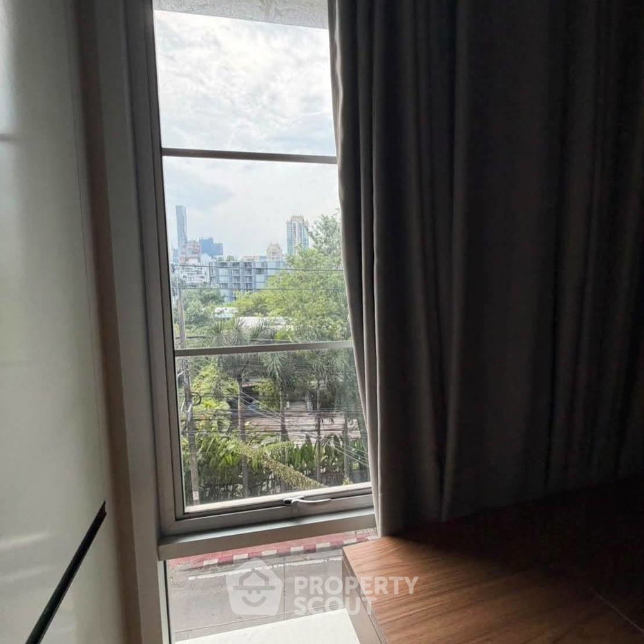 รูป เลี้ยงสัตว์ได้ คอนโด 2 ห้องนอน Maestro 39 Sukhumvit 39 ใกล้ BTS พร้อมพงษ์ (ID 3444084) - รูปที่ 9/18