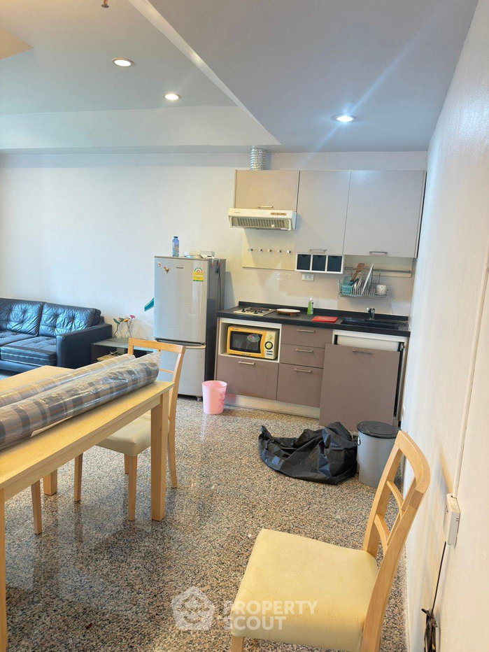 รูป คอนโดเลี้ยงสัตว์ได้ 2 ห้องนอน Wittayu Complex ใกล้ BTS เพลินจิต (ID 3403965) - รูปที่ 3/6