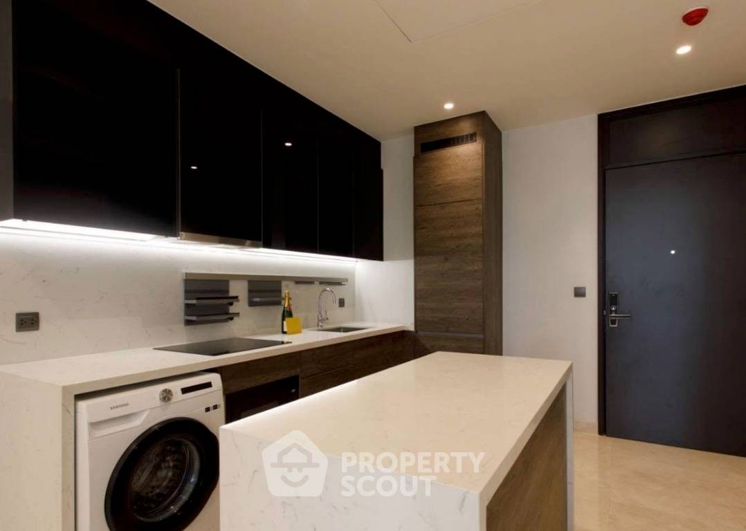 picture 2-BR Condo at Muniq Langsuan near BTS Ratchadamri (ID 3443551) - 2/4