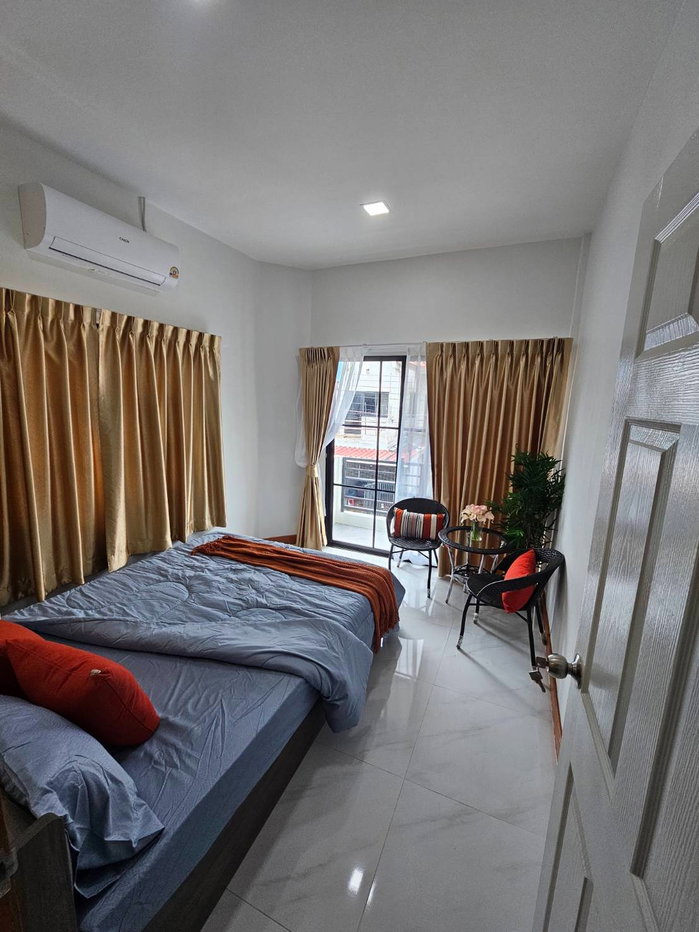 รูป ทาวน์เฮาส์ ตกแต่งรีโนเวทใหม่ทั้งหลัง สวยงาม ทำเลดี ใกล้รถไฟฟ้า ม.พัชรัฐ คู้บอน27แยก31 เฟอร์ฯครบ เข้าอยู่ได้เลย - รูปที่ 9/11
