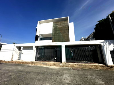 บ้านเดี่ยว กรุงเทพมหานคร : 📌 ขายบ้านเดี่ยว โครงการ เอเวอร์กรีน ซิตี้ 3 ชั้น 4 ห้องนอน 5 ห้องน้ำ