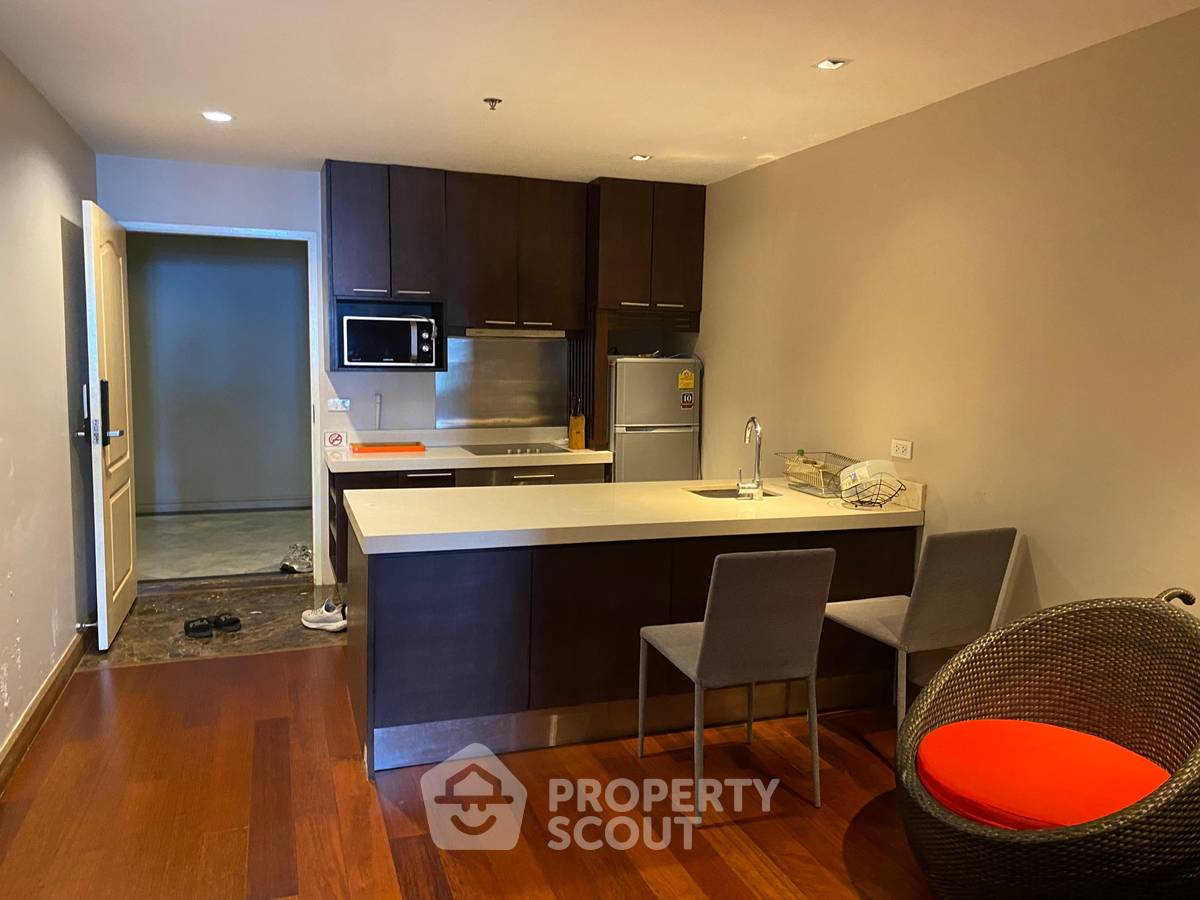 รูป คอนโด 1 ห้องนอน ชั้น 19 ขาย State Tower Condominium ใกล้ BTS สะพานตากสิน (ID 479953) - รูปที่ 4/11