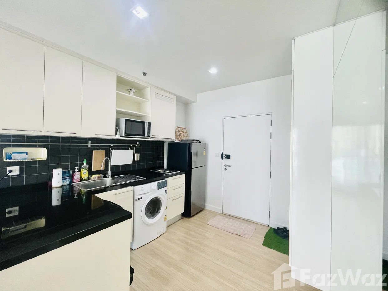 picture 1 Bedroom city view fully renovated 6885030 - 12/20