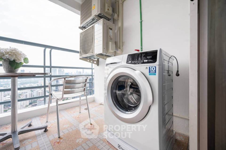 picture 44th-Floor 1-BR The Waterford Diamond Tower Sukhumvit Near BTS Phrom Phong (ID 3444602) - 19/23
