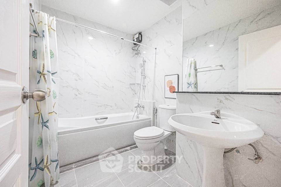 picture 44th-Floor 1-BR The Waterford Diamond Tower Sukhumvit Near BTS Phrom Phong (ID 3444602) - 16/23