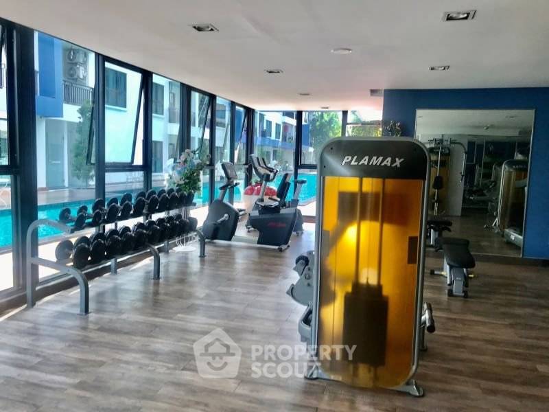รูป คอนโด 1-ห้องนอน ที่ เดอะ บลู เรสซิเด้นท์ ใกล้ พัทยาตะวันออก (ID 3442417) - รูปที่ 12/13
