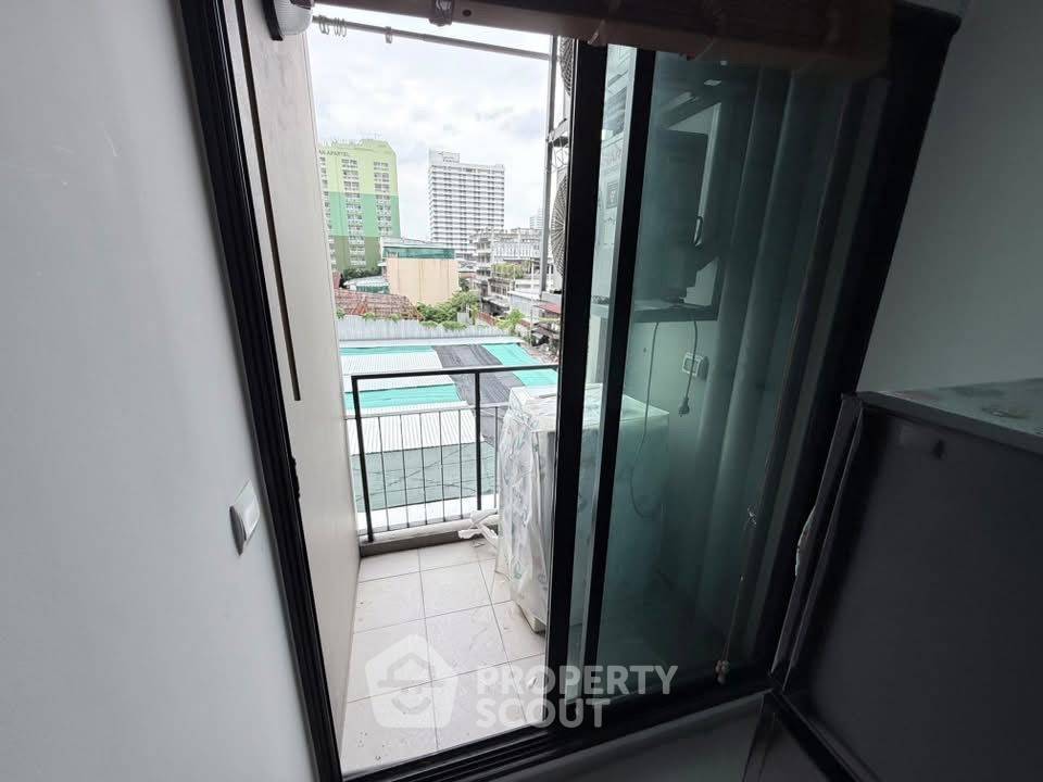 picture 1-BR Condo at Aspire Asoke-Ratchada near MRT Phra Ram 9 (ID 3446065) - 10/12