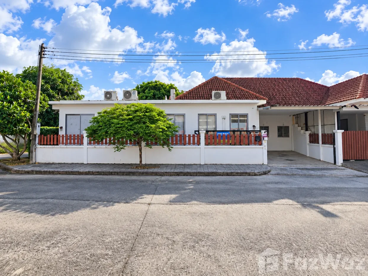 รูป บ้านแฝดหลังใหญ่สไตล์บ้านเดี่ยว 3 ห้องนอน 3 ห้องน้ำ 6884109 - รูปที่ 7/25