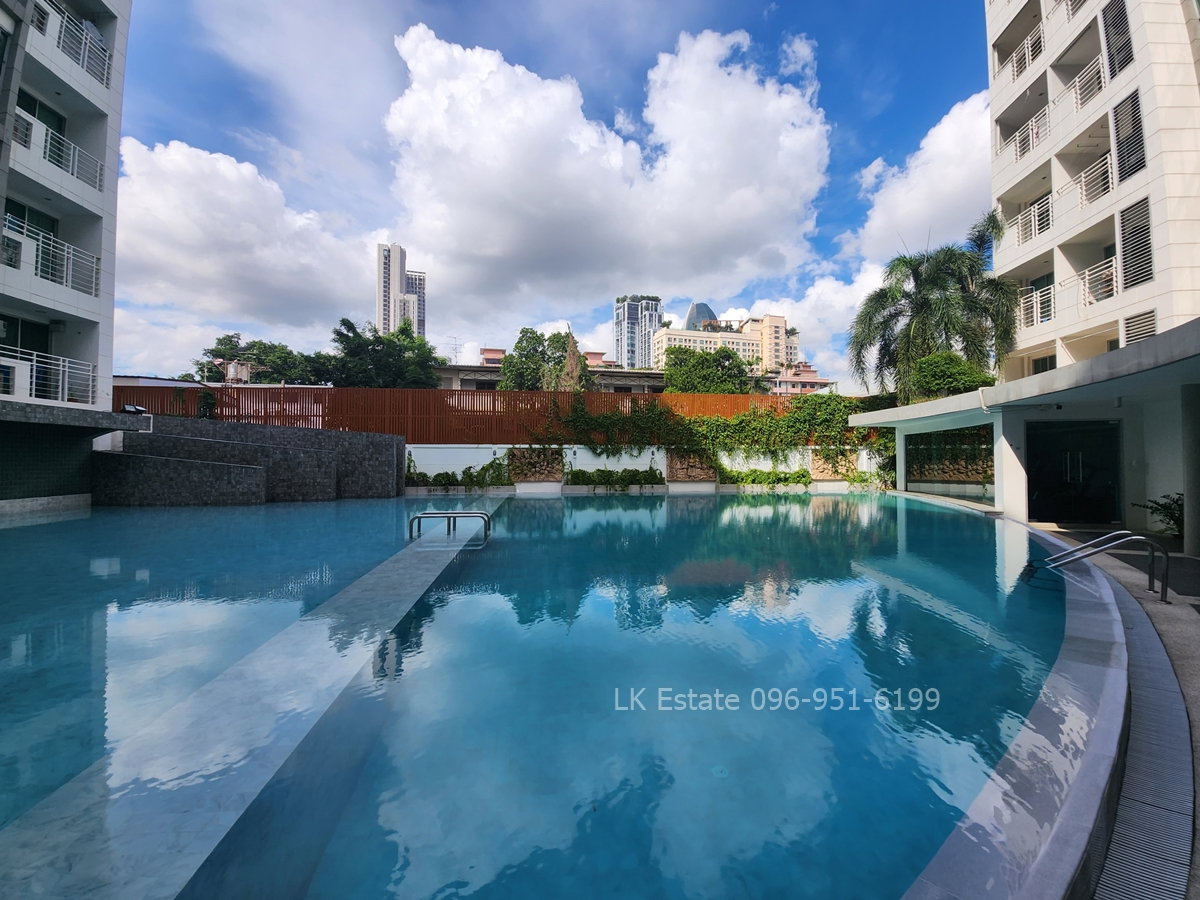 รูป ให้เช่า คอนโดที่รู้สึกเหมือนอยู่บ้าน 2-Bed ห้องกว้าง อยู่สบาย ใกล้อารีย์  - รูปที่ 12/13